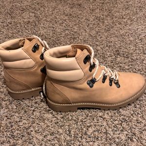 tan boots
